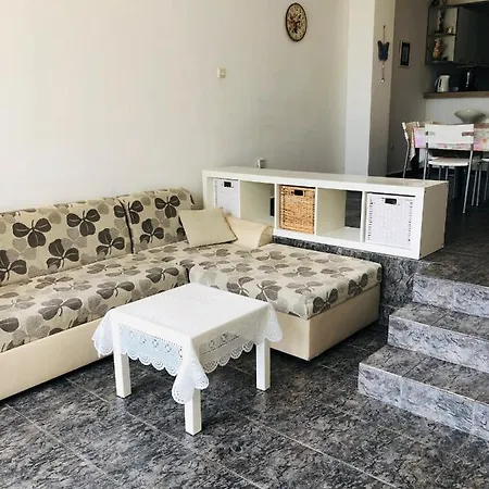 Луксозна вила Sun Palace Свети Влас