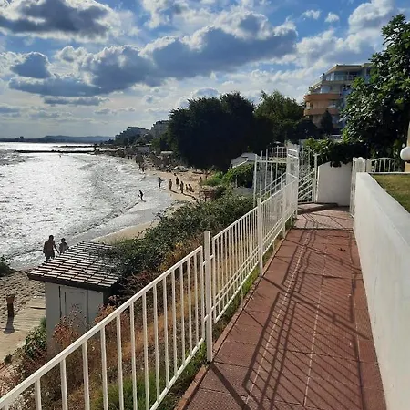 Луксозна вила Sun Palace Свети Влас